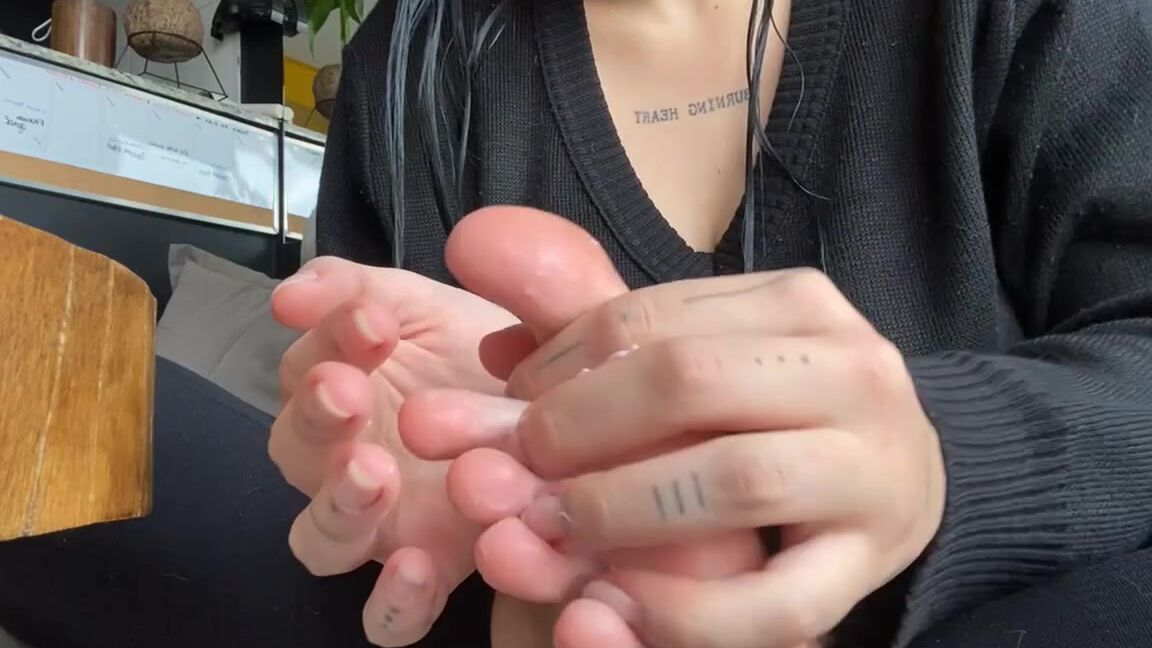 Ellaarievilo Nicknamed Ellaarievilo 07 04 2024 Onlyfans Video Para Os Meus Podinhos