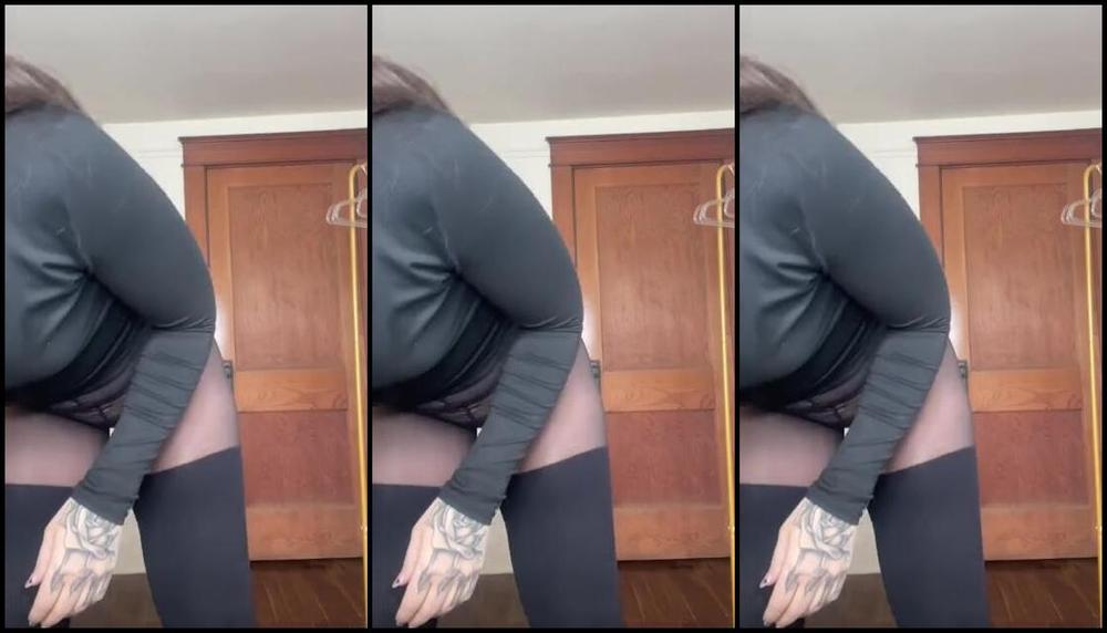 Mssimon17 Nicknamed Mssimon17 02 16 2025 Onlyfans Video Bts Of This Much Requested Pantyhose Try On
