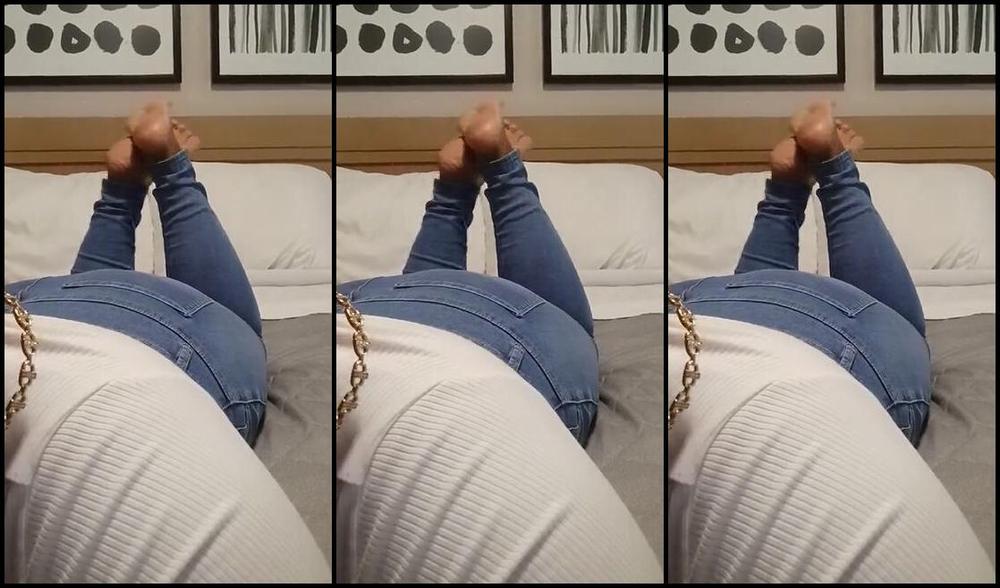 La Ronica Lovve Nicknamed Laronicalovve 02 03 2025 Onlyfans Video Wish My Feet Were In Your Mouth