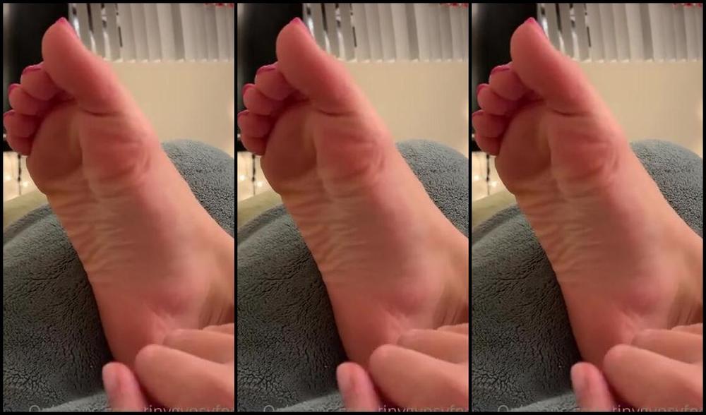 Tiny Gypsy Nicknamed Tinygypsyfeet 01 14 2021 Onlyfans Video Just Chillin
