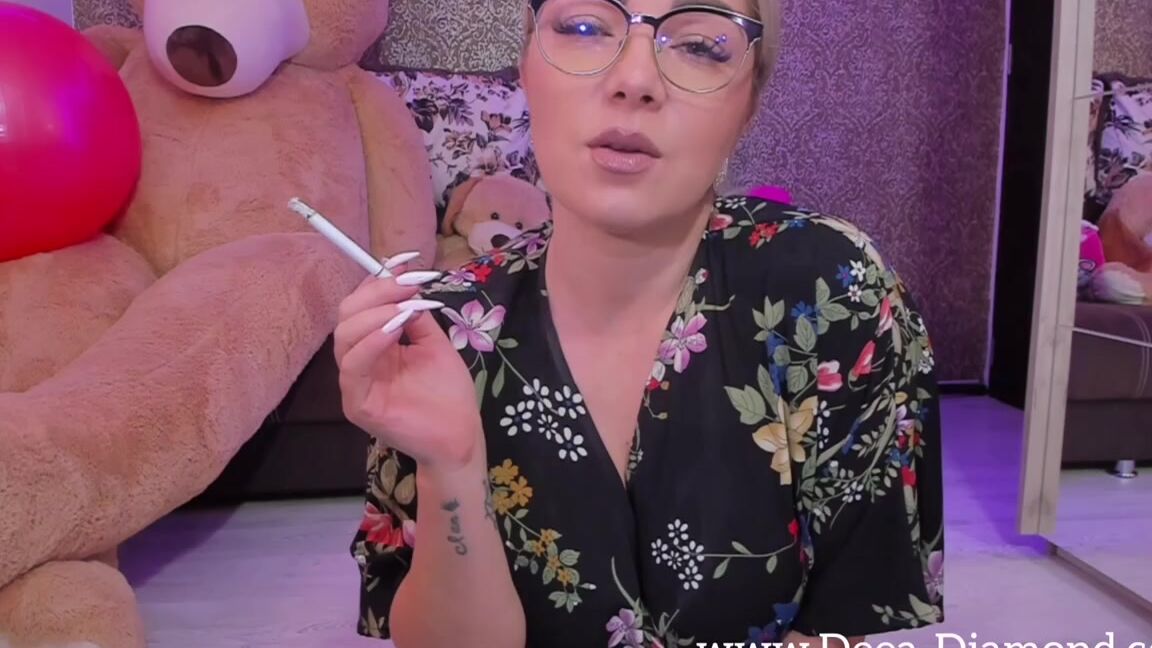 Deea Diamond Nicknamed Deeadiamond Onlyfans Happy New Year I Wish You A Amazing 2021 Live On Wwwdeea Diamondcom Onlyfanscomdeead