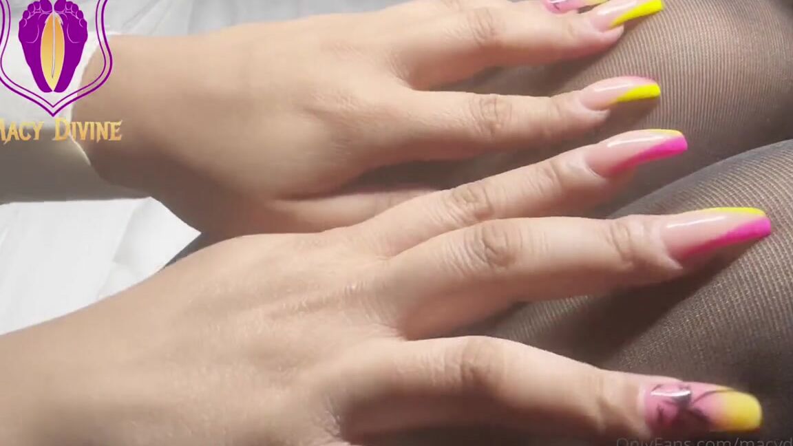 Macy Divine Nicknamed Macydivine 11 22 2023 Onlyfans Video I Heard You Were A Fan Of Nylons Well Macy Divine Has A Special Treat For