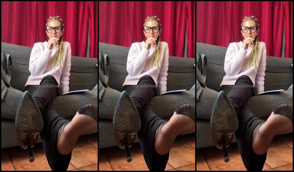 Daliadiamante Vip Club Nicknamed Daliadiamantevip 03 12 2025 Onlyfans Video Sono La Tua Psicologa Vediamo Se Sei Guarito