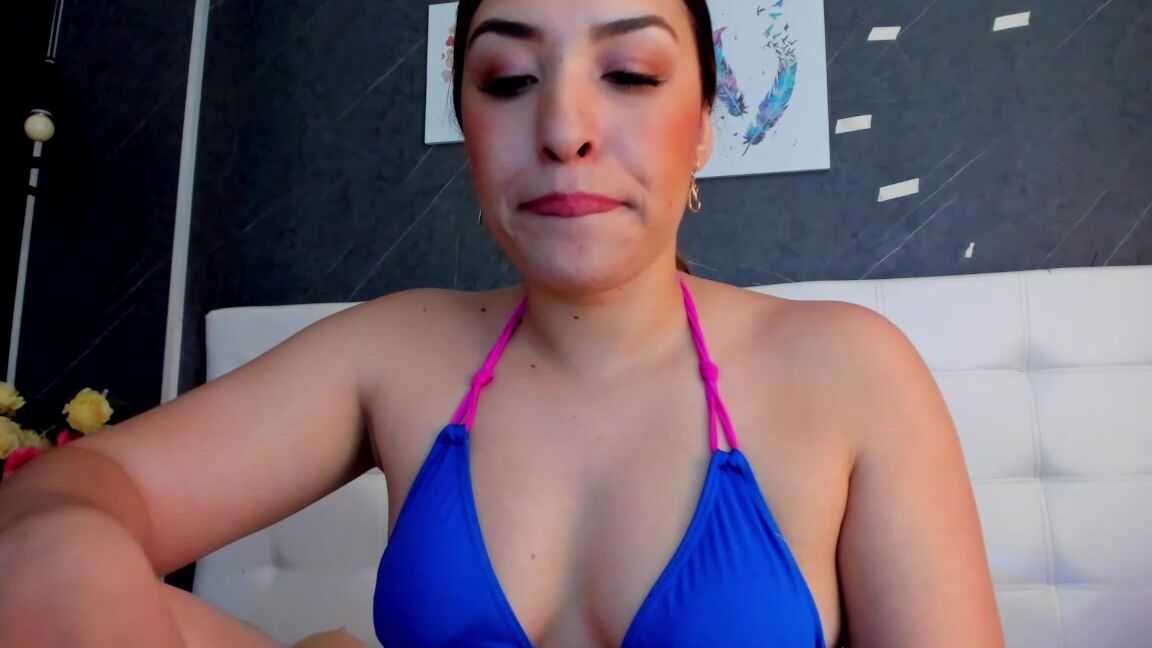 "Melted_Chocolate" deepthroat, orgasms, rubberfetish, sensual, sloppy Tongue Teasing Delight Delightful tongue teasing pleasure manyvids