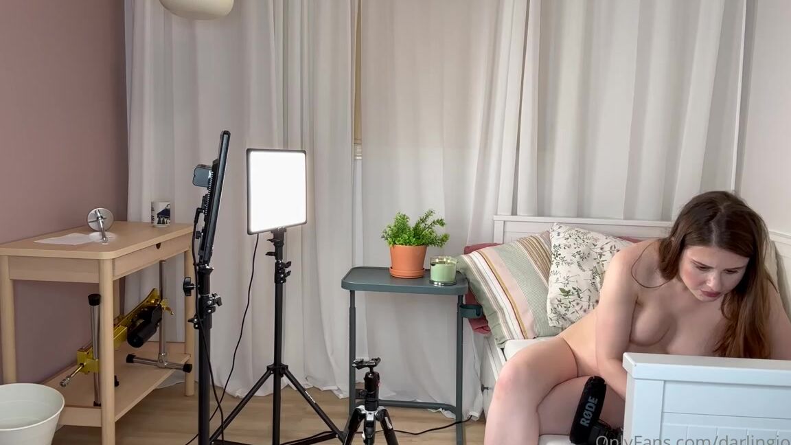 Darlingjosefin Nicknamed Darlingjosefin Findom 11 23 2023 Onlyfans Video A Full Behind The Scenes Of My Part In The Famous Sydney Harwin Collab This Is