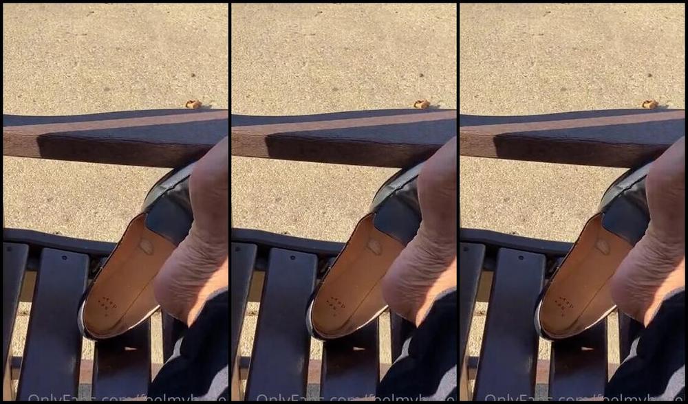 Goddess Smokey Nicknamed Goddesssmokeyyy Onlyfans Playing With Feet On The Bench Outside