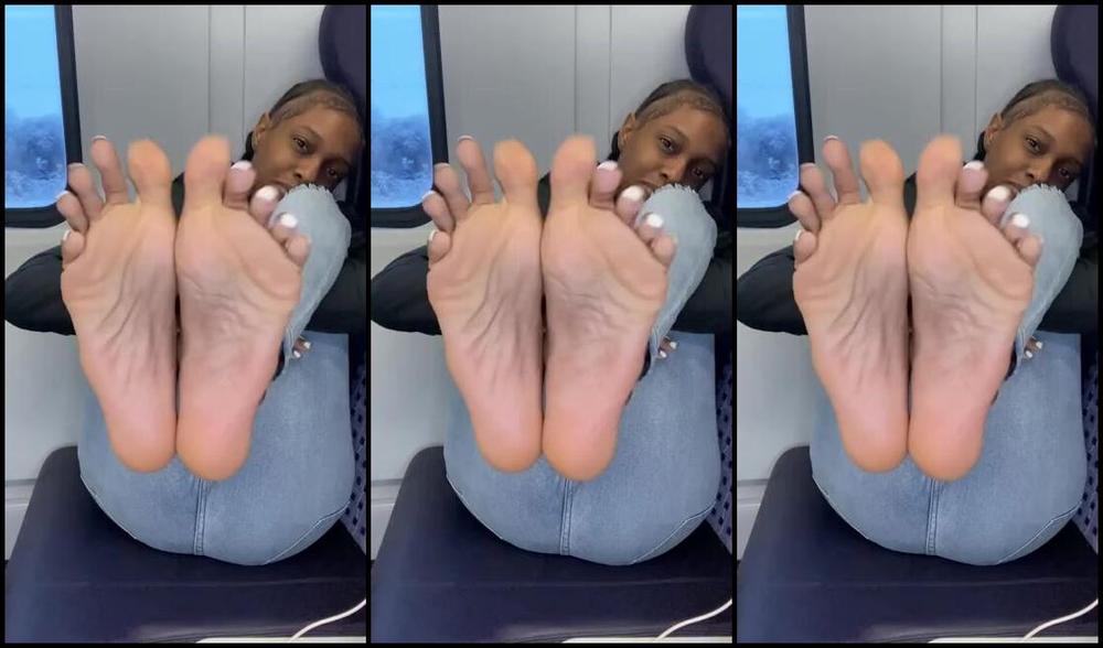 Solefairy Nicknamed Solefairyt 02 01 2025 Onlyfans Video Train Soles