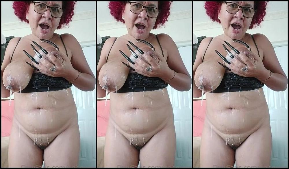 Meryann Nicknamed Spitqueen 01 12 2023 Onlyfans Video Very Messy Wet Tits And Something More