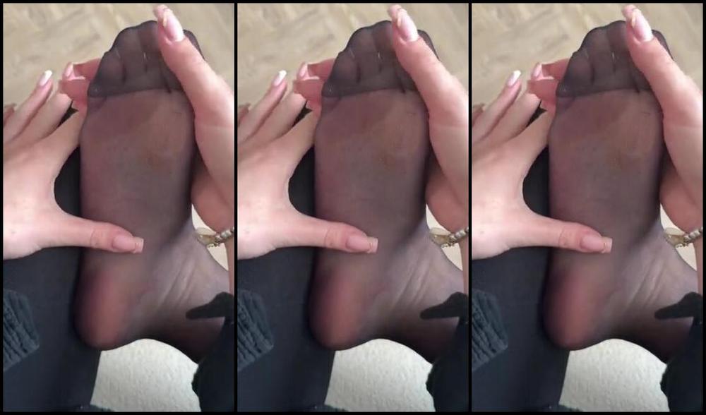 Letty Blondie Nicknamed Yourbest Blondie 09 10 2025 Onlyfans Video Black Nylons Crossed Legs Slow Teasing I Slip Them Off One By One And Let My