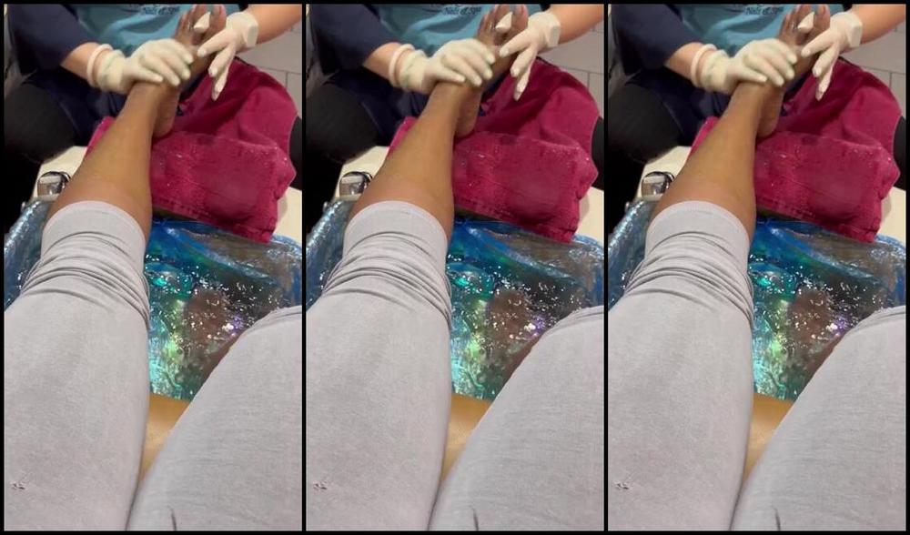 Goddess Smokey Nicknamed Goddesssmokeyyy Onlyfans Pedicure Timeeeeee 1