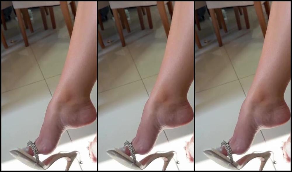 Luna Cherry Nicknamed Lunacherry7 09 29 2024 Onlyfans Video Dangling W4Na