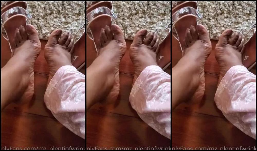 Alexia Cortland Nicknamed Mz Plentiofwrinkles 10 03 2020 Onlyfans Video Would You Like To Touch My Soft Wrinkled Soles