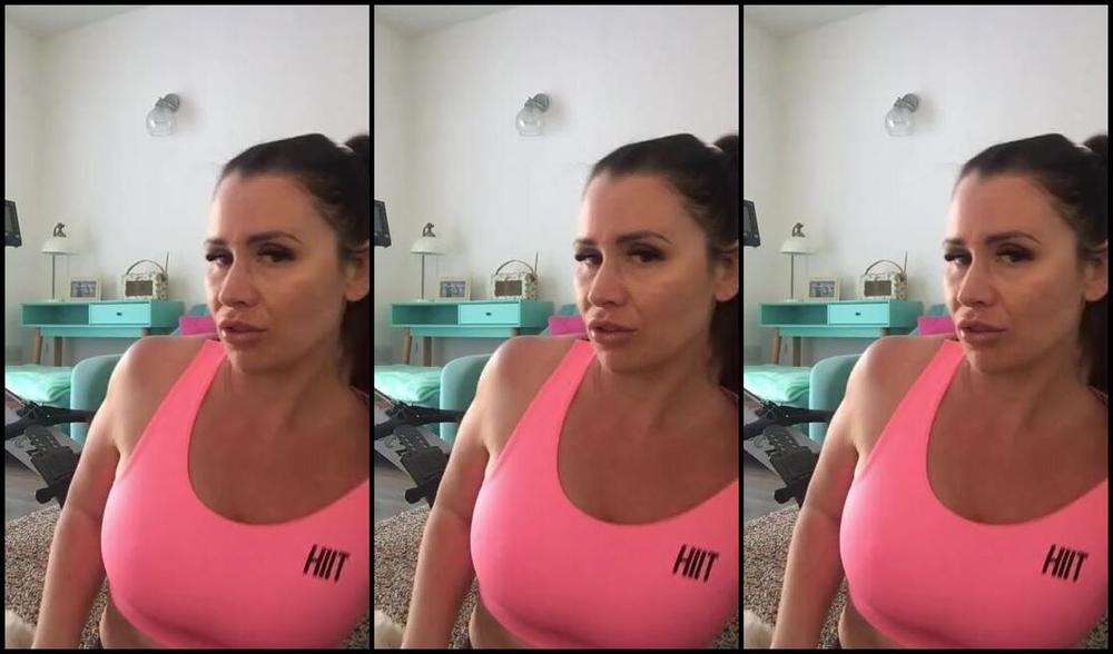 Bustylottie Nicknamed Bustylottie 04 22 2020 Onlyfans Video What Im Doing Wednesday