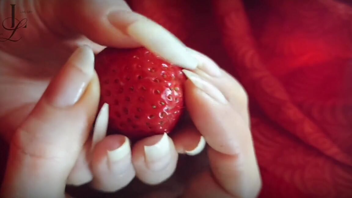 Lady Left Nicknamed Ladyleft 02 04 2025 Onlyfans Video One Of You Agreed That 2 3 Minutes Is Quite Enough The Full Video Is 12