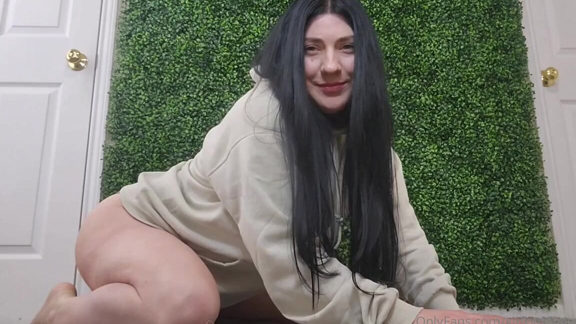 Giantessjulia Nicknamed Kinkydomkitty91 02 26 2025 Onlyfans Video Non Giantess Gfe Turning You On With My Farts As Soon As You Get Home From