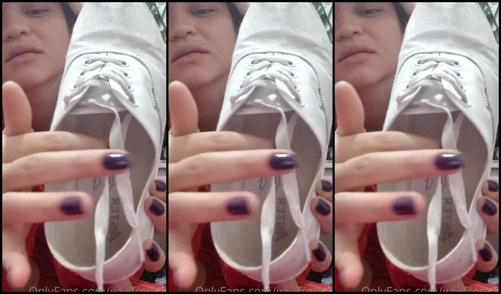 Yayifreckles Nicknamed Yayifreckles Onlyfans While I Prepare A Very Rich Video Of My Feet And Something Else I Leave This