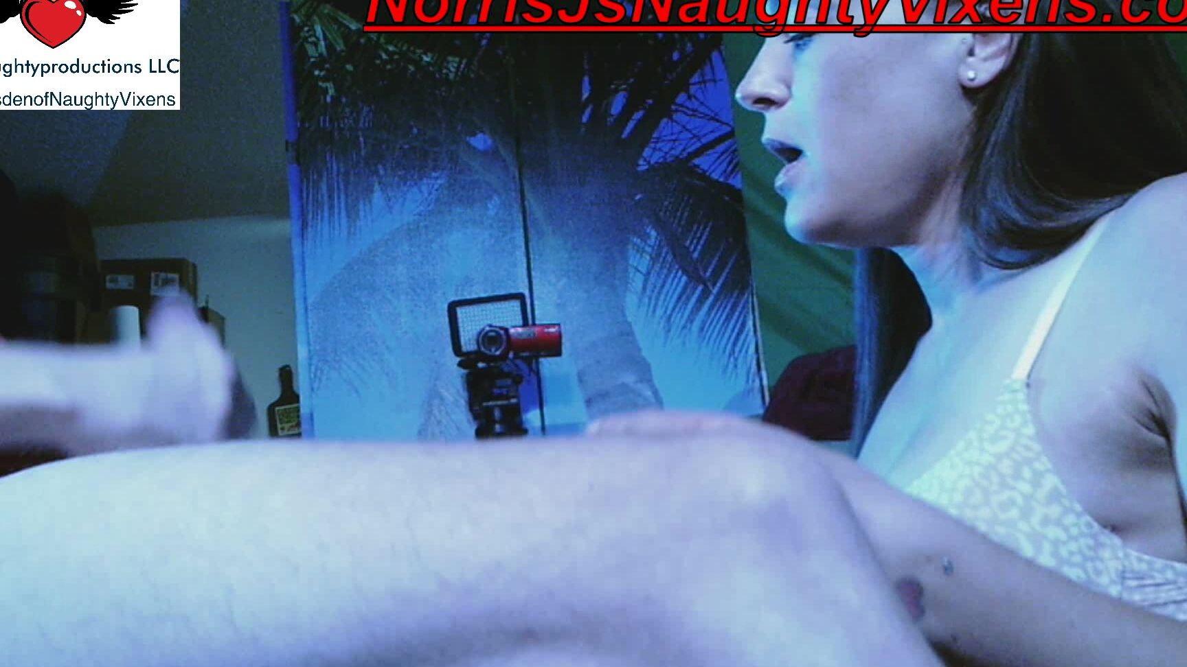 "nmjnaughtyvixens" adulttheater, blowjob, brunette, fucking, oralservitude Brunette gives me head manyvids