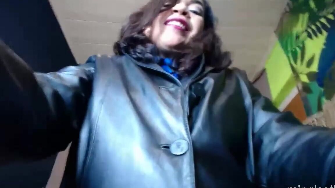 Reina Leather Nicknamed Reinaleather Onlyfans Video 7609