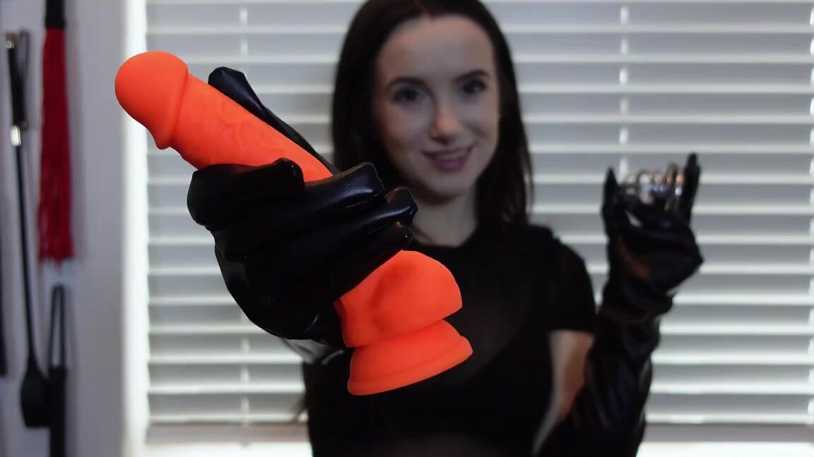 May Baby Nicknamed Goddessmayhere 03 01 2025 Onlyfans Video Locked And Caged