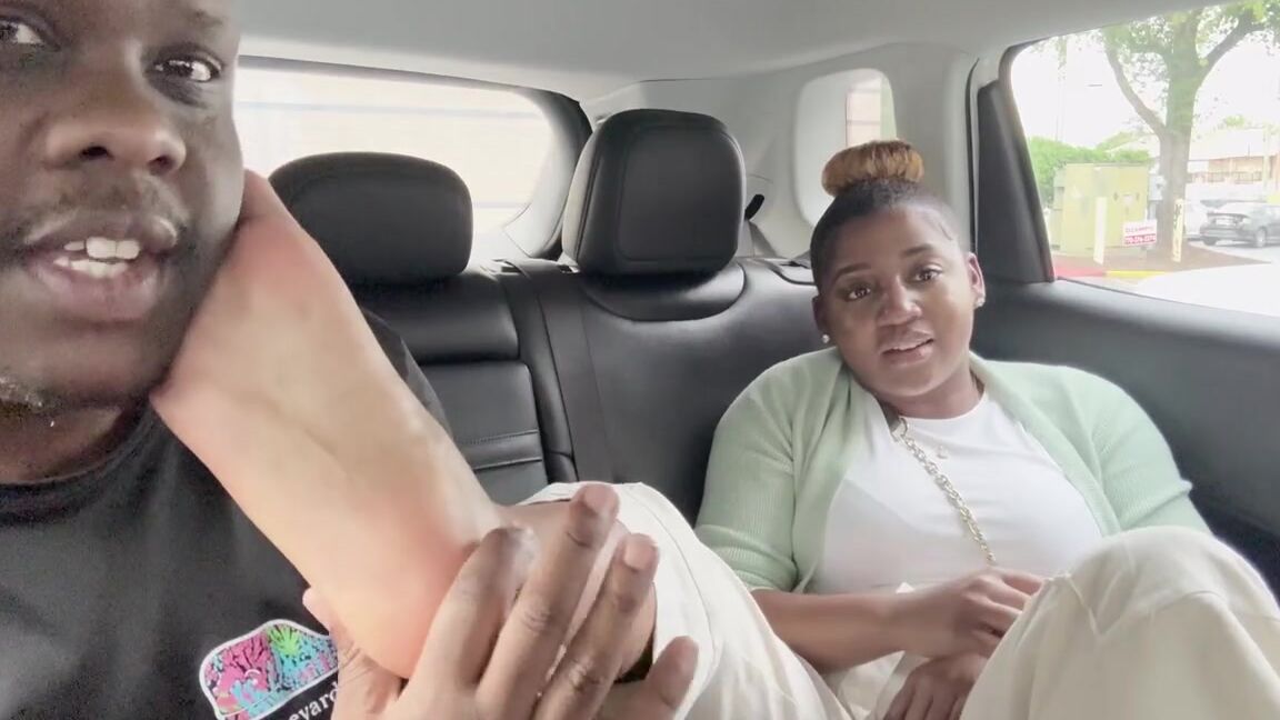 Cuteeightss Nicknamed Cuteeightss 04 25 2024 Onlyfans Video Rex Worshipping My Soles After Work