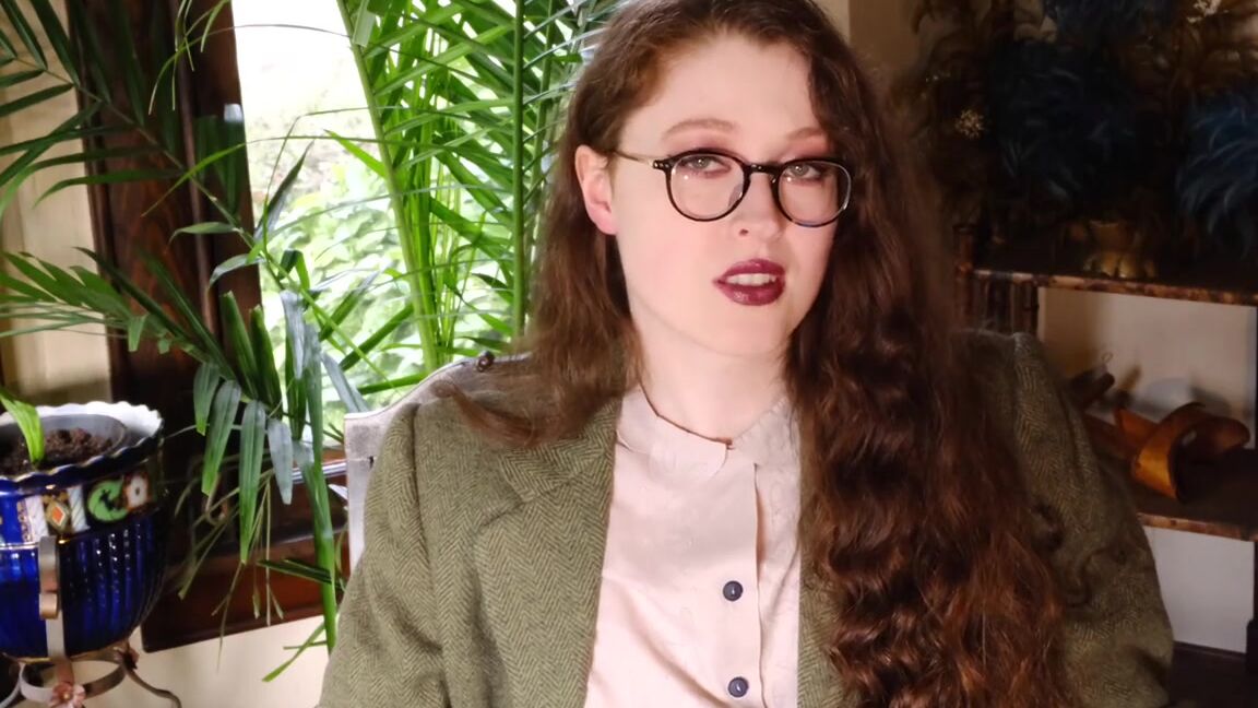 Beatrix Temperley Nicknamed Bea Temperley 03 07 2023 Onlyfans Video In This First Episode I Show You My Collection Of Antique Chinese Shoes For Both Han