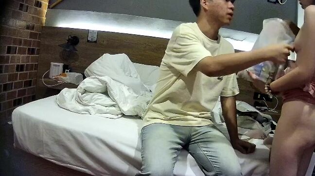 Asian Hidden Camera Couples Escorts 64101