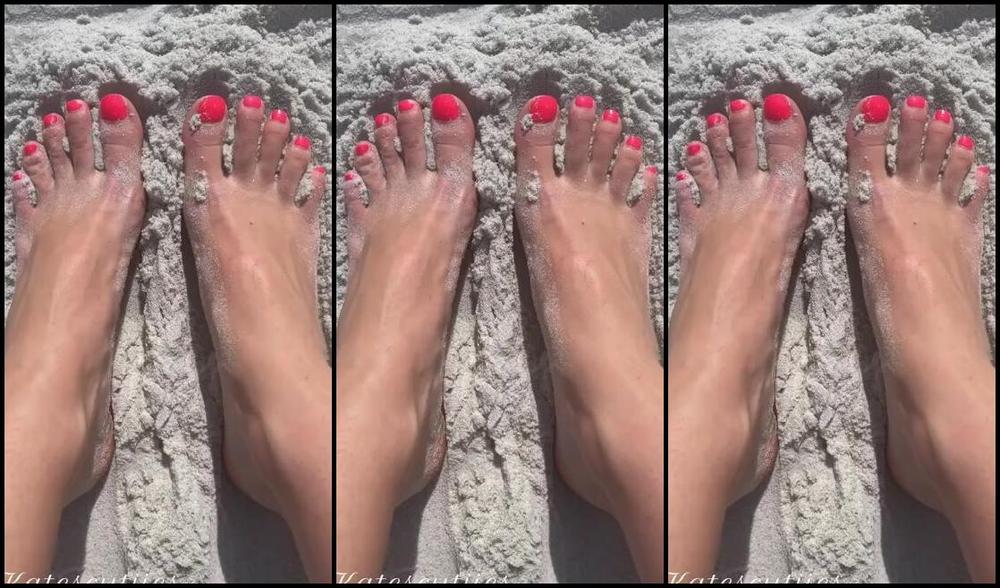 Goddess K Nicknamed Katescutiies 09 03 2025 Onlyfans Video Toes In The Sand What Would You Do For A Taste