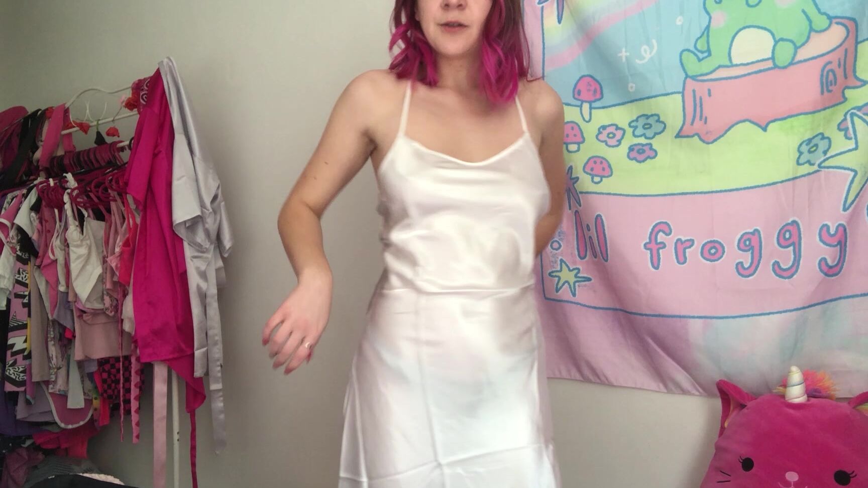 "pinkbaby24" fetish, petite, silk & satin, british, sfw satin haul and try on manyvids