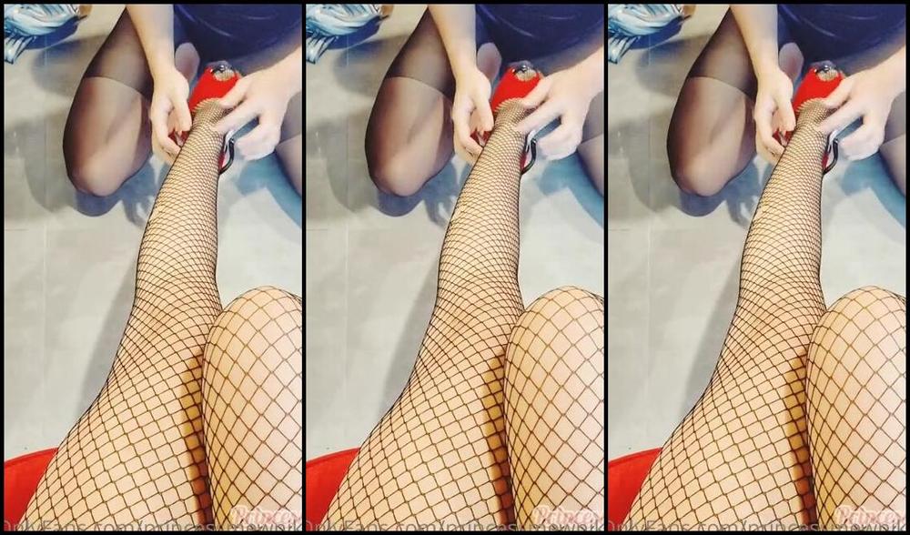 Princess Mewniko Nicknamed Princessmewniko 03 13 2022 Onlyfans Video Be Grateful For Being Under My Heels