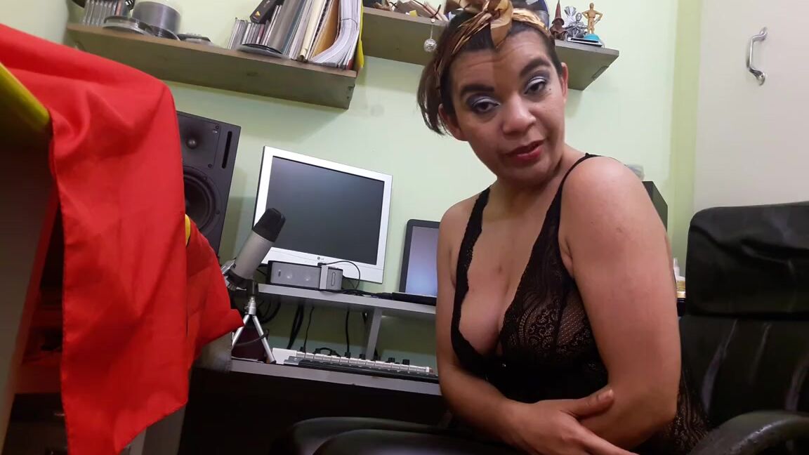 Reina Leather Nicknamed Reinaleather Onlyfans Video 8473