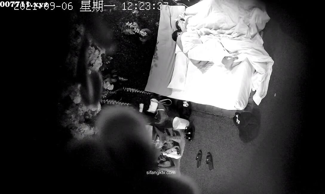 Asian Hidden Camera Couples Escorts 64229