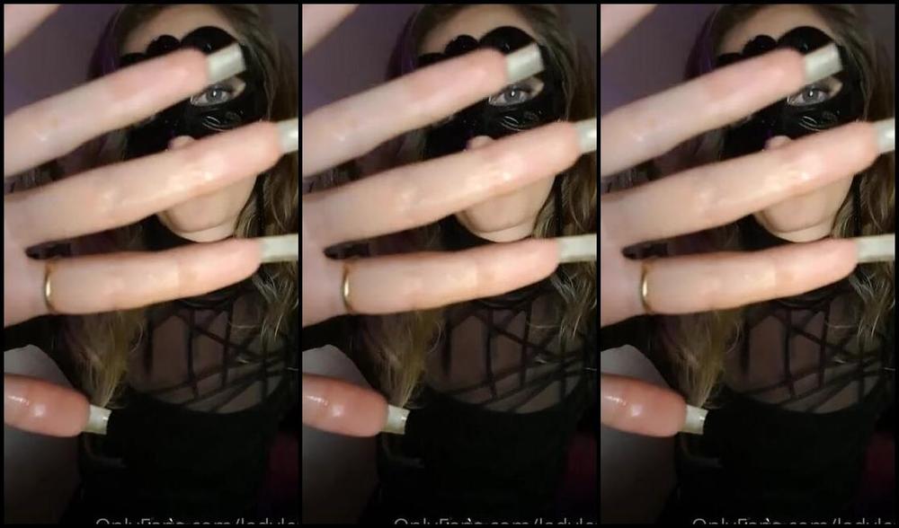 Lady Left Nicknamed Ladyleft 01 26 2021 Onlyfans Video Do You Ever Tire Of Watching Me Lick Amp Kiss My Bare Nails Touch My Lips