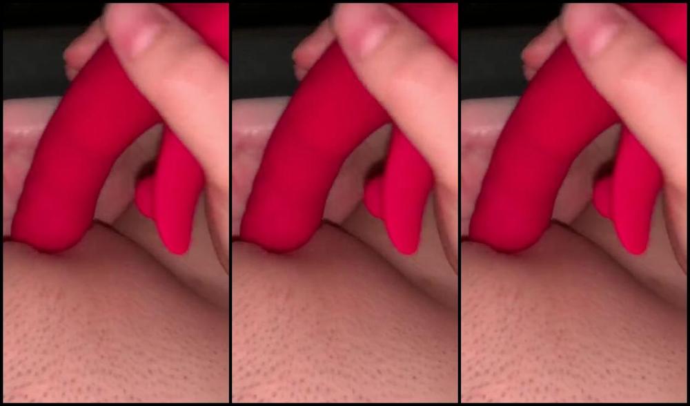 Jennaize Nicknamed Jennaize Onlyfans Using The New Toy From Yesterday