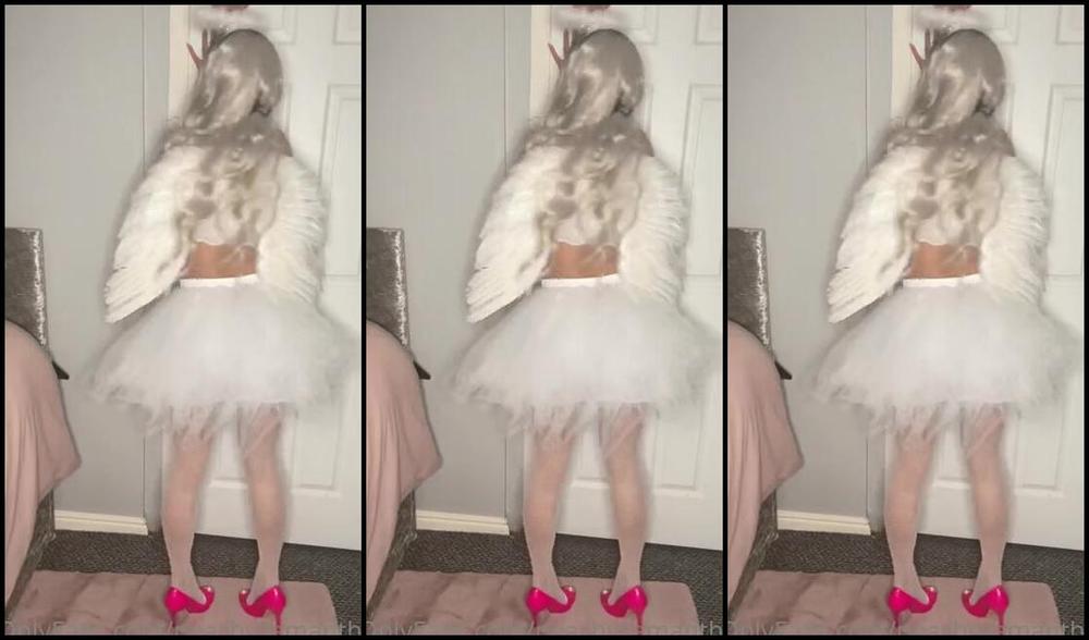 Peachy Samantha Nicknamed Peachysamantha Onlyfans I Put A Spell On You