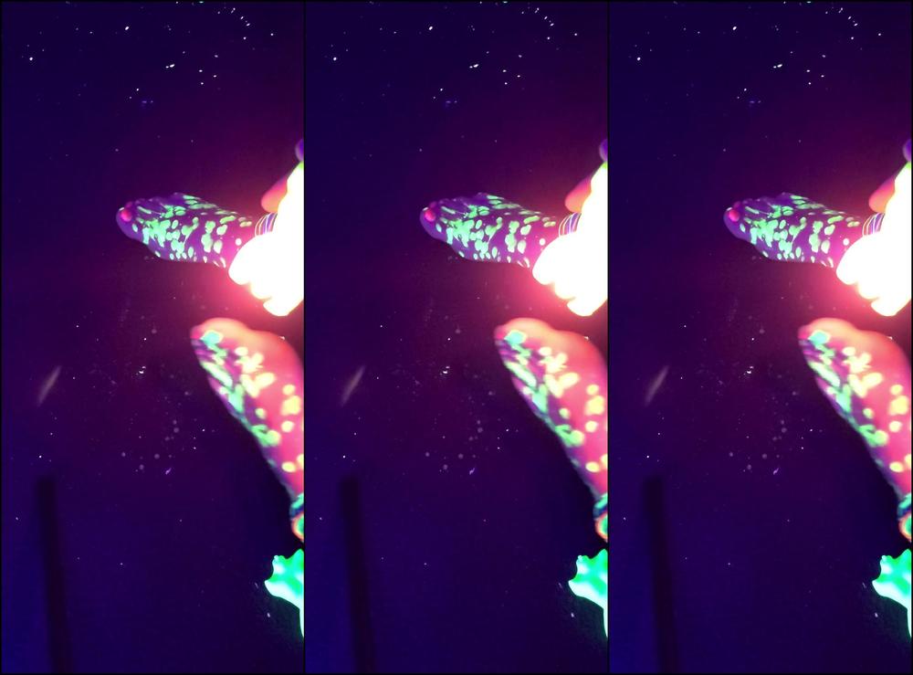 "KittyUV" feet, kink, legs, toefetish, waxplay Feet Wax Play Part 1 manyvids