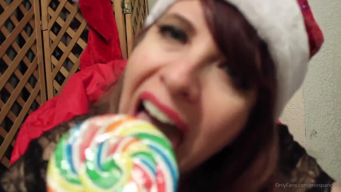 Miss Pandora Nicknamed Misspandora Onlyfans 12 26 2019 Heres Sort Of A Silly Mouthfetish Tonguefetish Clip I Shot For Clips4Sale For The Holidays Its