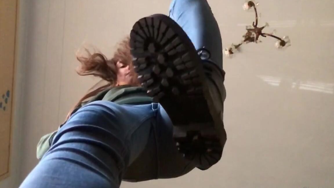 Giantess Elixs Nicknamed Giantesselixs 12 17 2021 Onlyfans Video I Am Not Gonna Lie