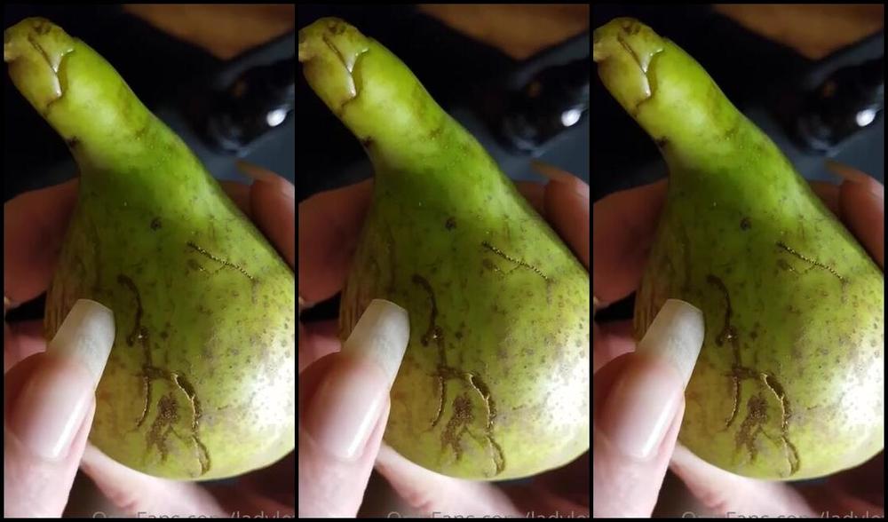 Lady Left Nicknamed Ladyleft 10 23 2020 Onlyfans Video Leaving The Marks Of Love All Over This Firm Pear