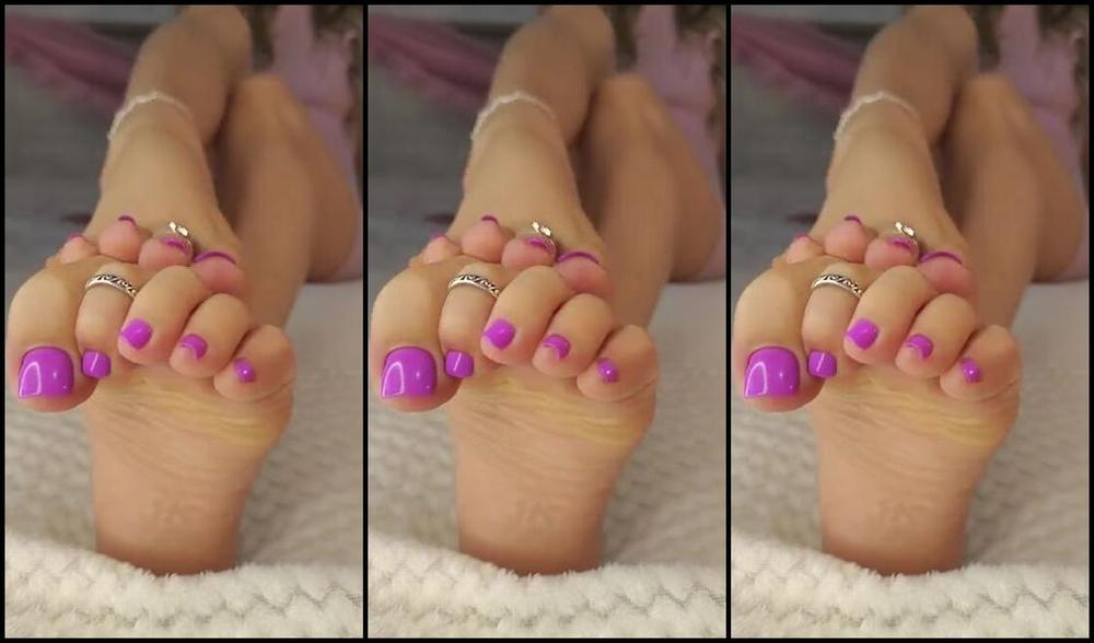 Miawildft Nicknamed Miawildft 06 29 2023 Onlyfans Video What Do You Think About My New Pedi Color I Personally Love This Shade Of Purple