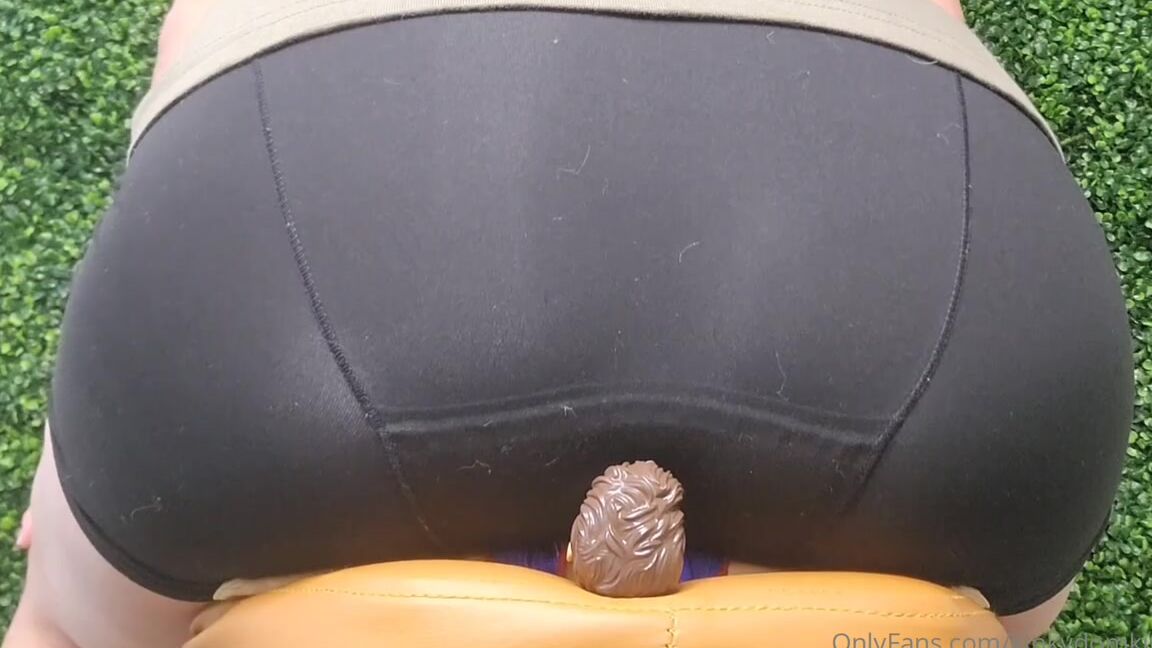 Giantessjulia Nicknamed Kinkydomkitty91 10 15 2024 Onlyfans Video Green Smoothies Give Me Such Bad Gas