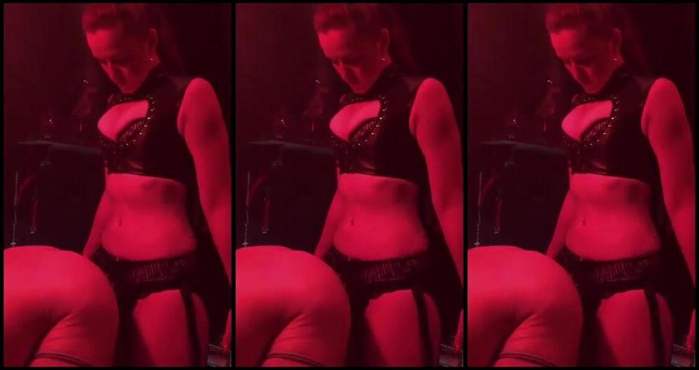 Vivienne Lamour Pegging In The Red Room Manyvids