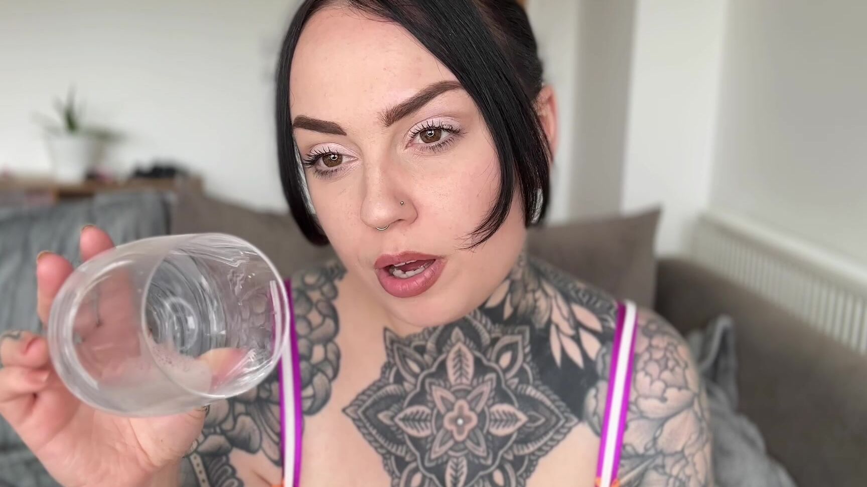 "MissValentina" femdom, femdompov, spitfetish, spitting spit bitch cocktail manyvids