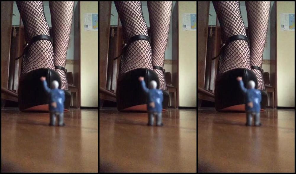 Giantess Elixs Nicknamed Giantesselixs 10 26 2020 Onlyfans Video I Am So Powerful With Heels