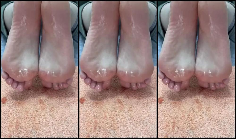 Mes Petits Pieds Nicknamed Mpetitspieds Onlyfans 04 23 2023 Video 113295