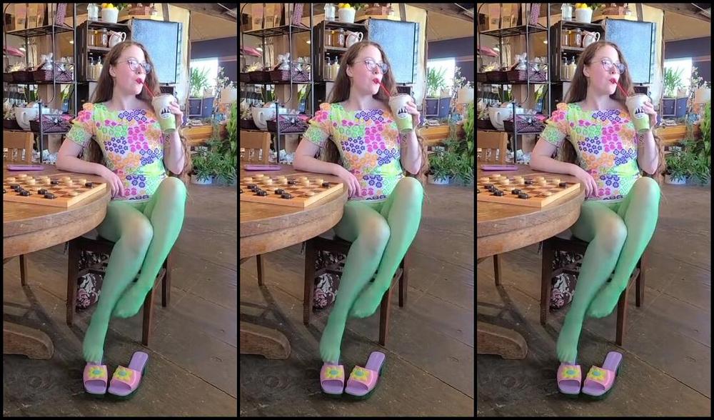 Beatrix Temperley Nicknamed Bea Temperley 08 16 2025 Onlyfans Video Picking Up A Rare Piece Of Drexel Plus One Furniture For My 1970S Bedroom