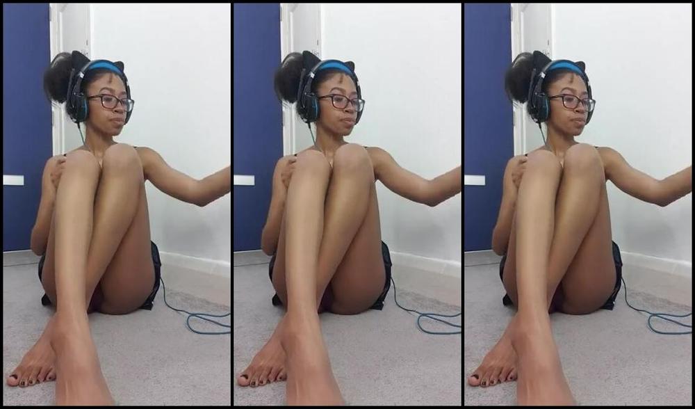 Ceceprincesstoes Nicknamed Cecesprincesstoes 10 03 2020 Onlyfans Video You Get Back From Work Stressed Because Your Boss Is Being A Dick As Usesal But