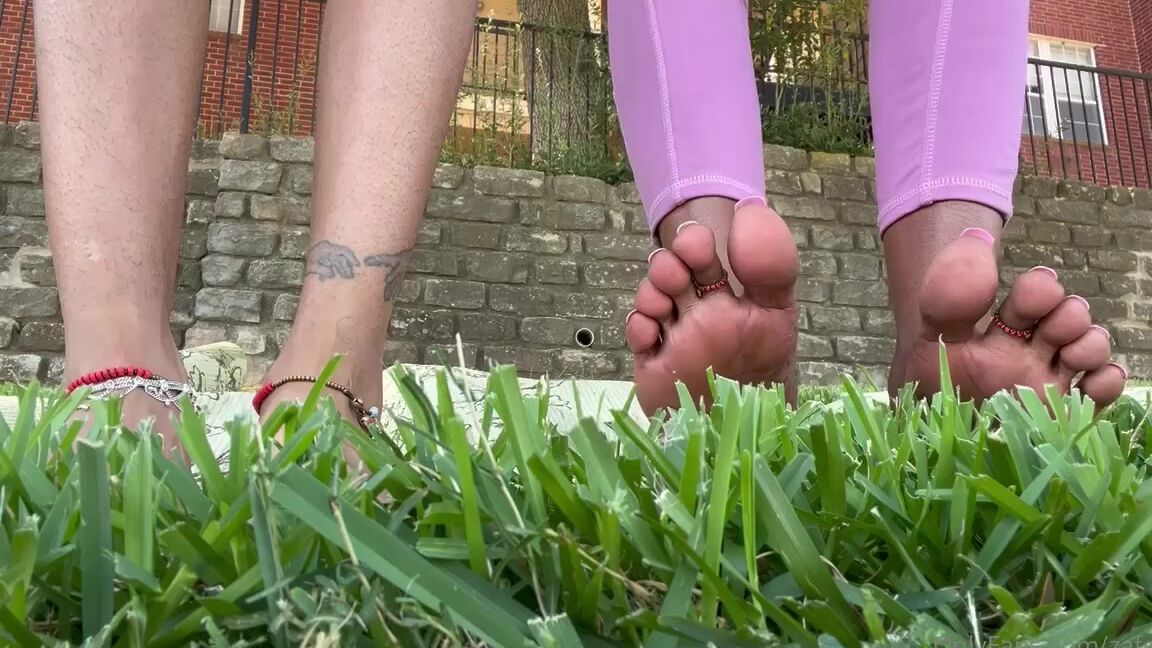 Zafeet Nicknamed Zafeetllc 08 19 2024 Onlyfans Video Grass Feet