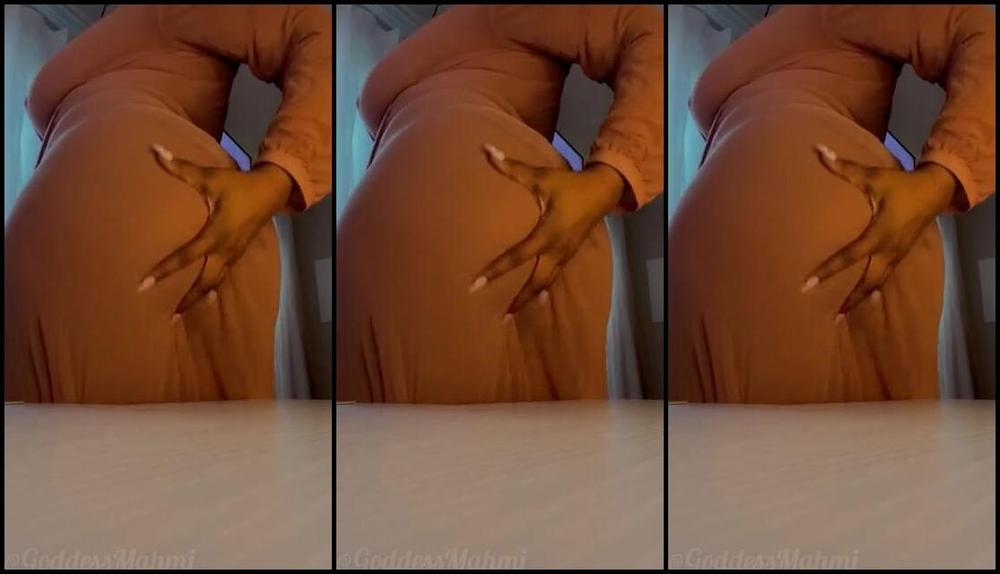 Goddess Mahmi Nicknamed Goddessmahmi 05 04 2024 Onlyfans Video A Joi For You Horny Boys You Love To Watch My Feet While I Work Teasing P0