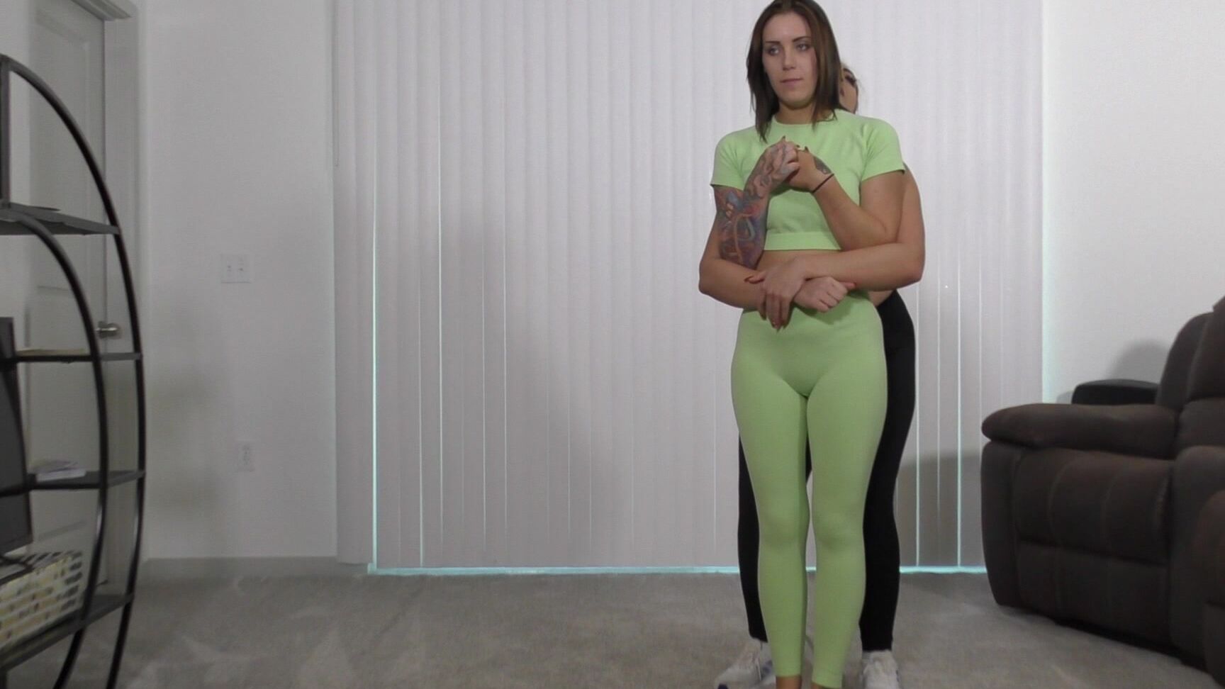 "Alexis Rain" big tits, exercise, lift & carry, spandex, workout Scarlett lifts Jaelynn manyvids