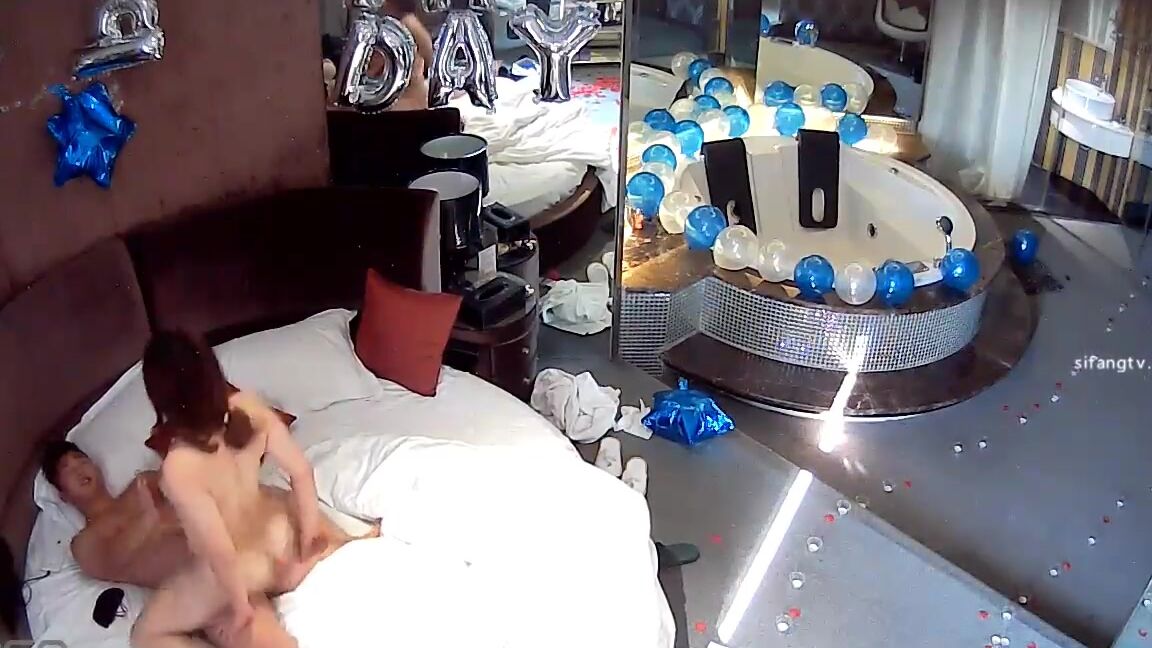 Asian Hidden Camera Couples Escorts 86810